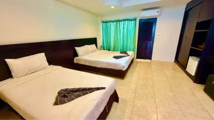 2 Beds 1 Bath Apartment for Rent in Patong