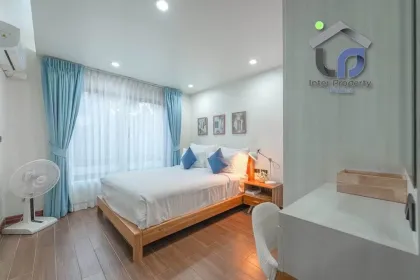 Вилла с бассейном 4 спальни в аренду на длительный срок в Чонг Тхале, Пхукет