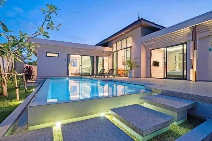 Privat-Pool-Villa mit 4 Schlafzimmern zur Miete in Cherng Talay, Phuket