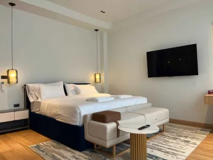 Villa Nueva de Lujo con 5 Habitaciones y Piscina en Alquiler, Bang Tao