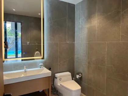 Villa Nueva de Lujo con 5 Habitaciones y Piscina en Alquiler, Bang Tao