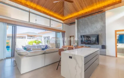 3-Bedroom, 4-Bathroom Villa for Rent in Pasak, Thalang