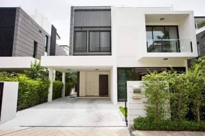 Роскошная 5-спальная вилла с бассейном в Laguna Parkside
