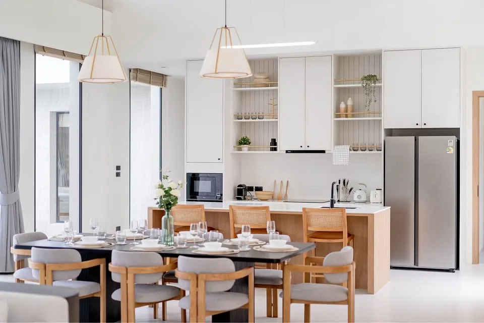 Neues 4-Schlafzimmer, 6-Badezimmer Villa zur Miete in Bang Tao