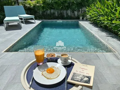 Cozy Modern Pool Villa with 2 Beds & 3 Baths for Rent