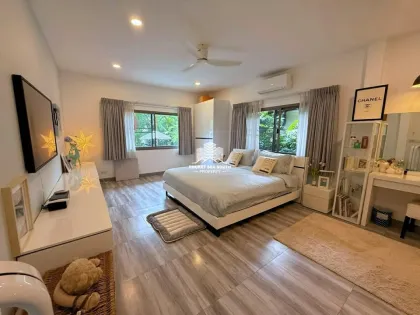 Cozy Modern Pool Villa with 2 Beds & 3 Baths for Rent