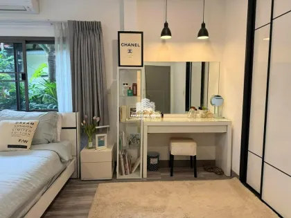 Cozy Modern Pool Villa with 2 Beds & 3 Baths for Rent