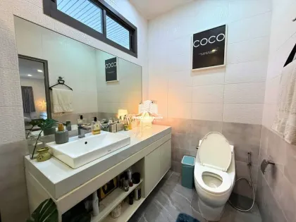 Cozy Modern Pool Villa with 2 Beds & 3 Baths for Rent