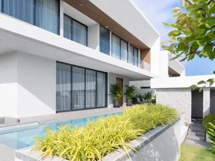 Роскошная вилла с 4 спальнями и 4 ванными в Clover Residence, Thalang