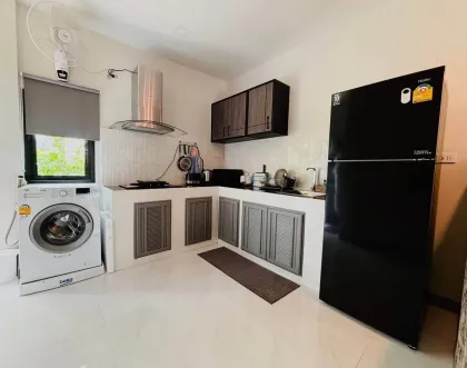 2-Zimmer-Haus mit 2 Bädern nahe Bangtao Beach zu vermieten