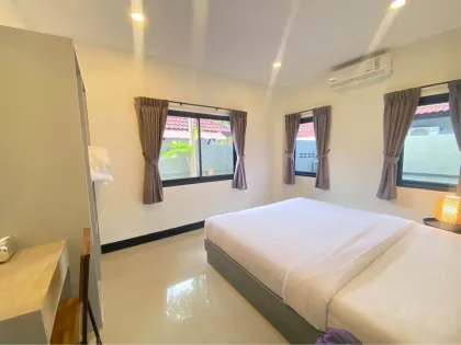 3 Bedroom House with Private Pool near Blue Tree, Thalang