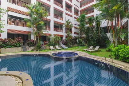 1-Zimmer-Wohnung mit Pool in der Nähe vom Surin Beach
