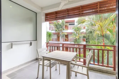 1-Zimmer-Wohnung mit Pool in der Nähe vom Surin Beach