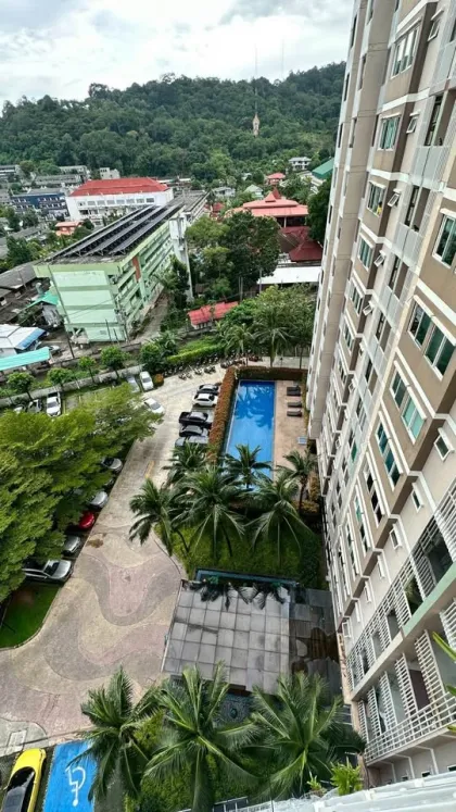 Modernes Studio-Apartment mit Stadtblick im Supalai Condo