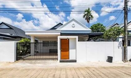 Casa de 2 habitaciones y 1 baño en alquiler cerca de Robinson y Lotus’s Thalang