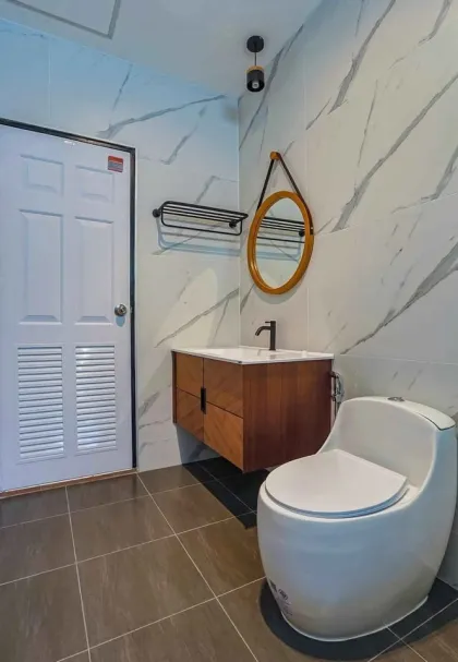 Casa de 2 habitaciones y 1 baño en alquiler cerca de Robinson y Lotus’s Thalang