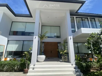 Spacious 5 Bedroom 5 Bathroom Villa for Rent in Bang Tao