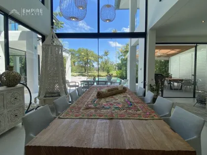 Spacious 5 Bedroom 5 Bathroom Villa for Rent in Bang Tao