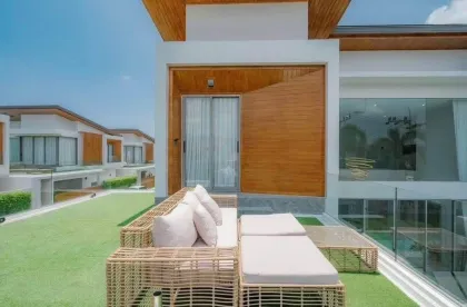 Luxury 3-Bedroom Pool Villa for Rent in Pasak, Phuket