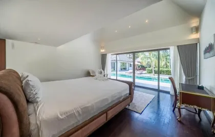 Layan 5-Bedroom, 6-Bathroom Villa for Rent