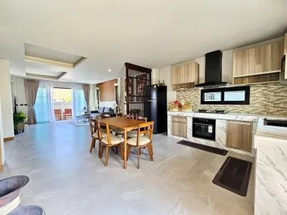 Spacious 4 Beds 5 Baths Pool Villa for Rent
