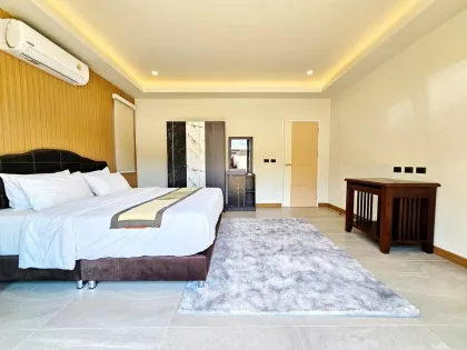 Spacious 4 Beds 5 Baths Pool Villa for Rent
