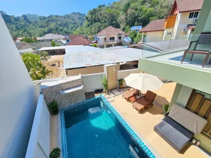 Spacious 4 Beds 5 Baths Pool Villa for Rent