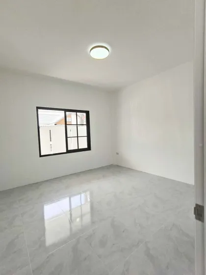 บ้านปรับปรุงใหม่ 3 ห้องนอนให้เช่าในฉลอง