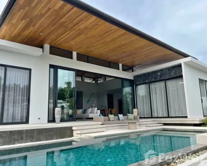 Роскошная 4-спальная экологичная вилла с бассейном Botanica Modern Loft II