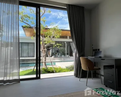 Роскошная 4-спальная экологичная вилла с бассейном Botanica Modern Loft II