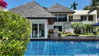 Luxury Pool Villa with 6 Bedrooms in Layan Hills