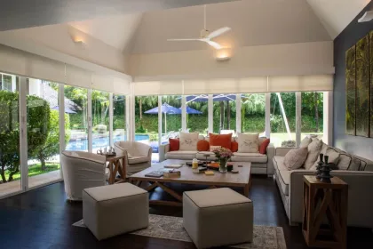 Luxury Pool Villa with 6 Bedrooms in Layan Hills