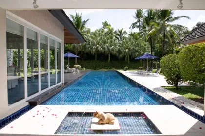 Luxury Pool Villa with 6 Bedrooms in Layan Hills