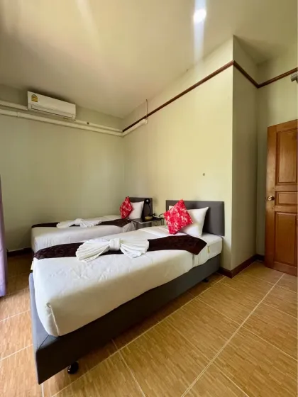 Thai-Style 4-Bed Pool Villa Near Baan Don Village