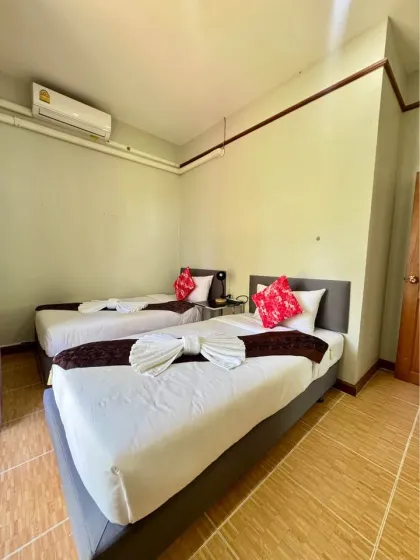 Thai-Style 4-Bed Pool Villa Near Baan Don Village