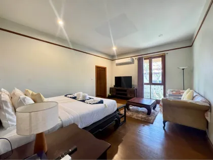 Thai-Style 4-Bed Pool Villa Near Baan Don Village