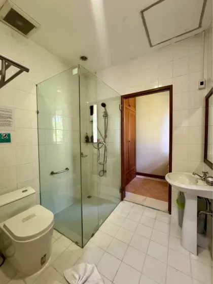 Thai-Style 4-Bed Pool Villa Near Baan Don Village