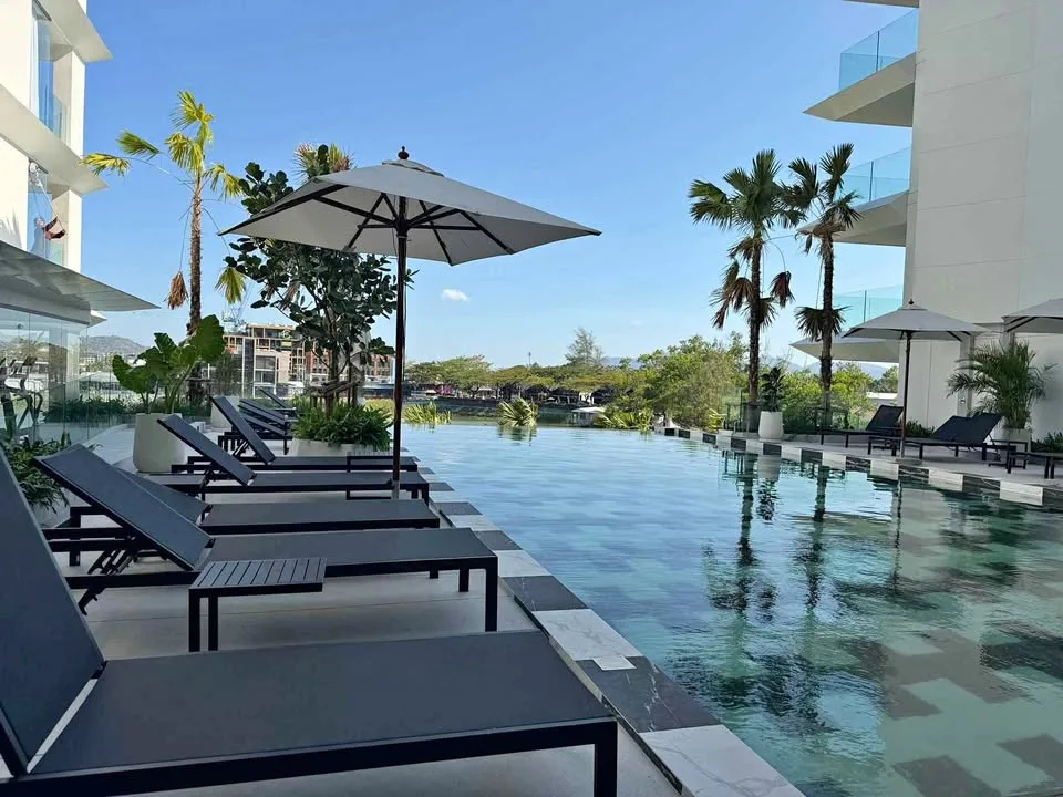 The Aqua 2 bed 2 bath 4th floor apartment for rent