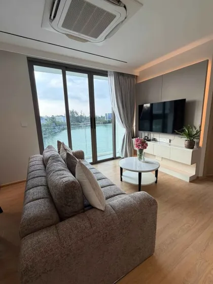 The Aqua 2 bed 2 bath 4th floor apartment for rent