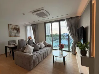 The Aqua 2 bed 2 bath 4th floor apartment for rent