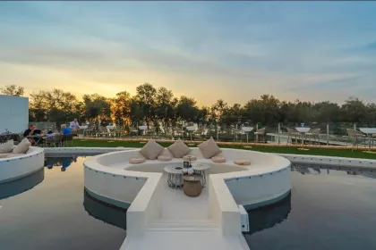 1-комнатная квартира в аренду в Kara Beach Resort, Чоенг Тале