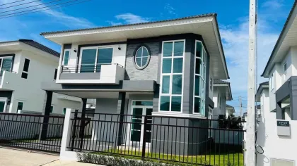 บ้านเดี่ยว 4 ห้องนอนให้เช่า ที่ Supalai Palms Springs, เชิงทะเล