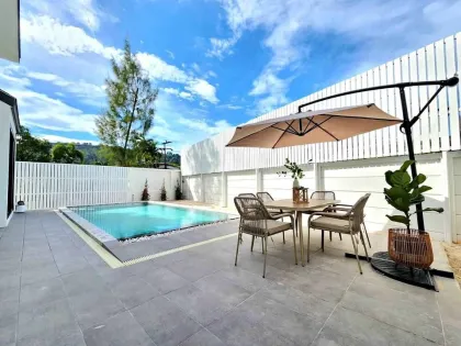 Villa privée 3 chambres entièrement meublée avec piscine à louer à Kathu