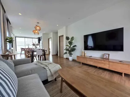 Villa privée 3 chambres entièrement meublée avec piscine à louer à Kathu