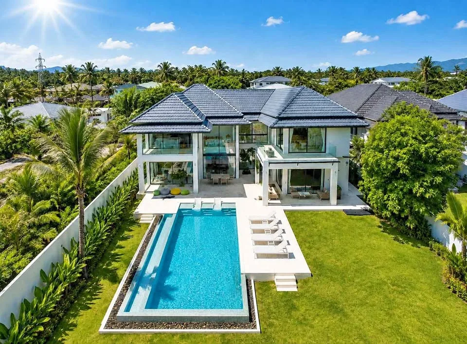 Luxuriöse 5-Schlafzimmer-Poolvilla zur Miete in Laguna Bang Tao
