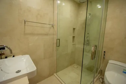 2 спальни, 2 ванные на берегу моря в Baan Mai Khao, Пхукет