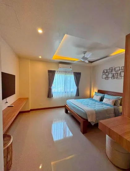 Casa adosada de 3 habitaciones y 3 baños en alquiler en Cherngtalay