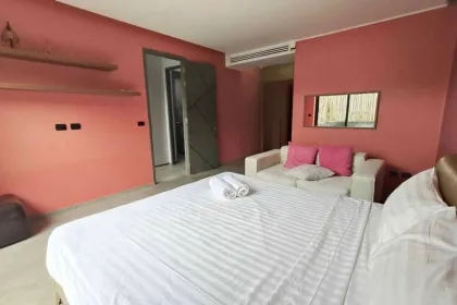 Geräumige 2-Schlafzimmer-Villa mit Pool zur Miete in Chalong