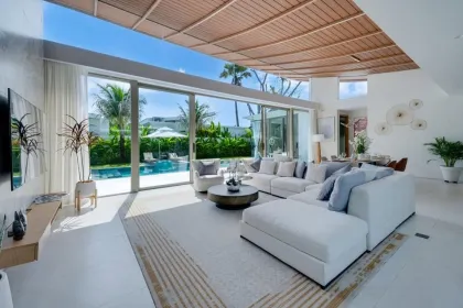 Luxus-Poolvilla Asherah zur Miete in Laguna / Layan