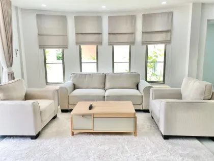 Family Villa with 3 Bedrooms and 4 Bathrooms for Rent in Chalong